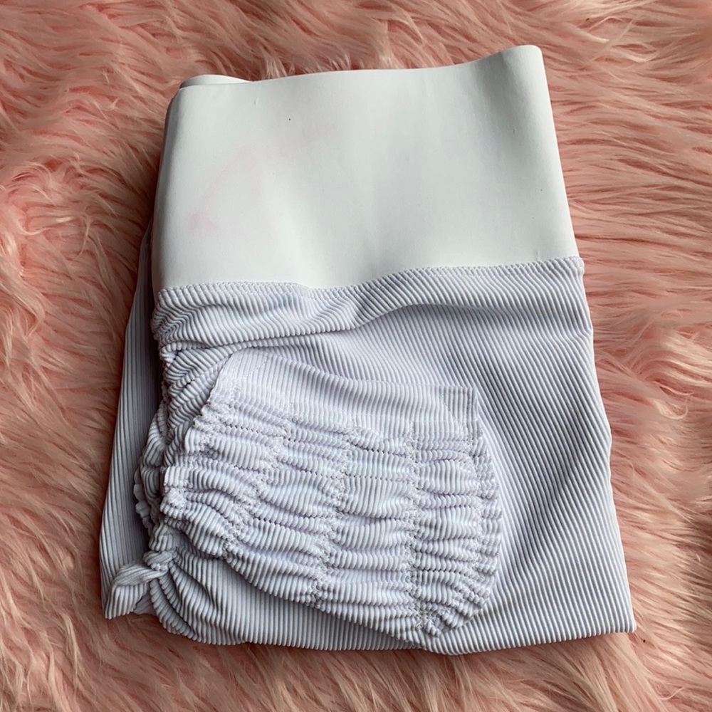 Cute Booty scrunched butt leggings!